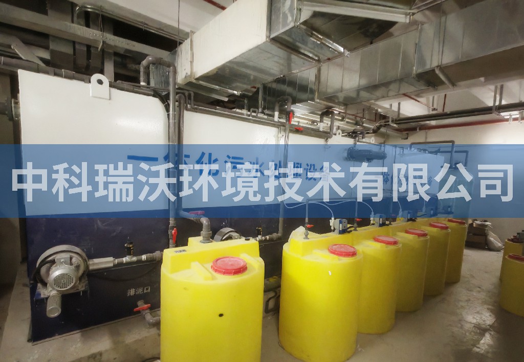 广东省深圳市某大厦污水处理设备安装调试完成