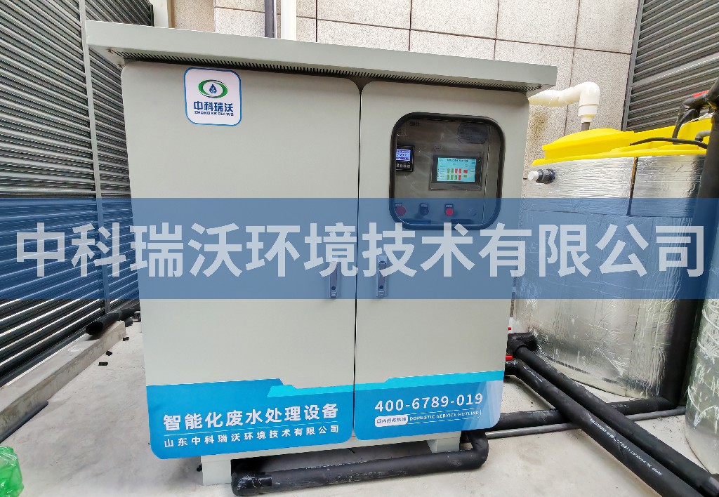 上海市浦东新区某大厦污水处理设备安装调试完成